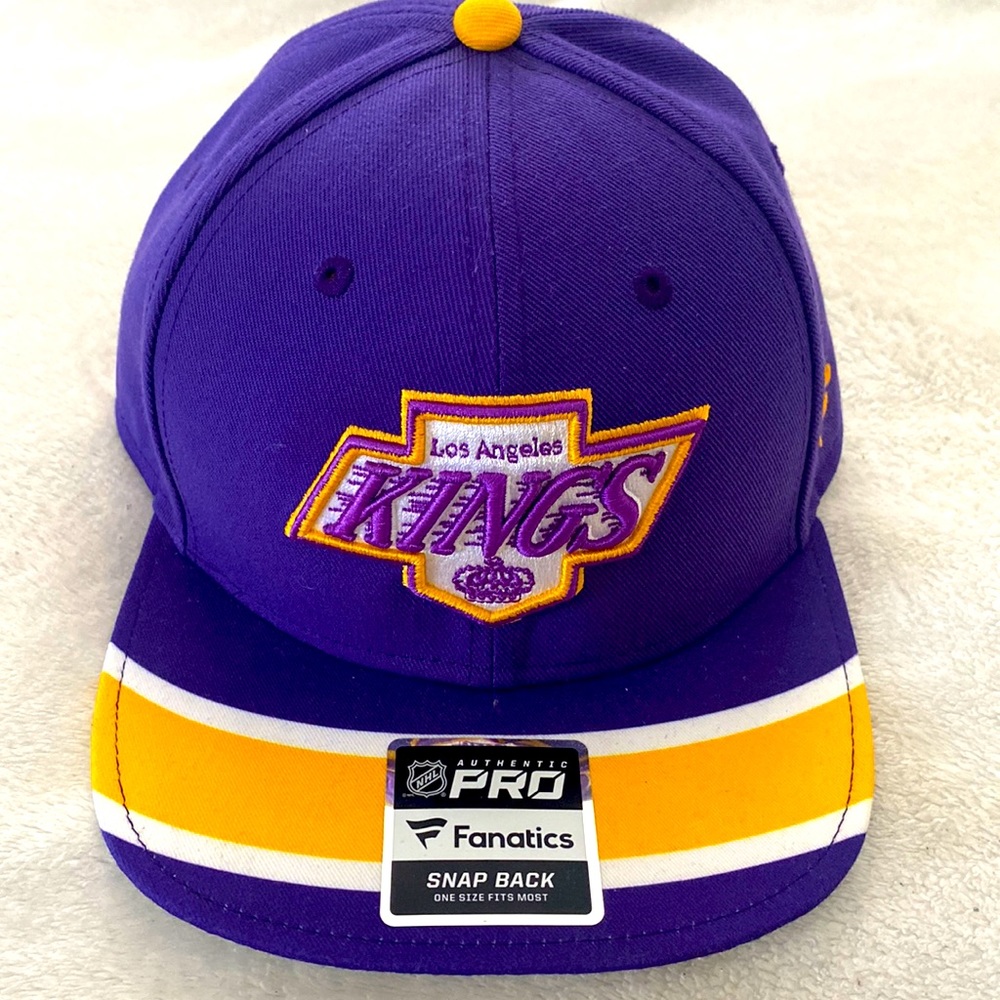 Los Angeles Kings NHL Special Edition/Lakers Colors Snap Back